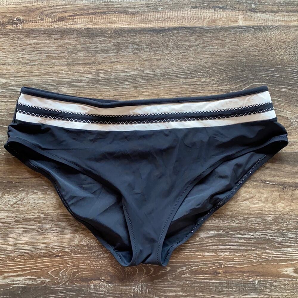 Stripe Top Black Bikini Bottom Size 12